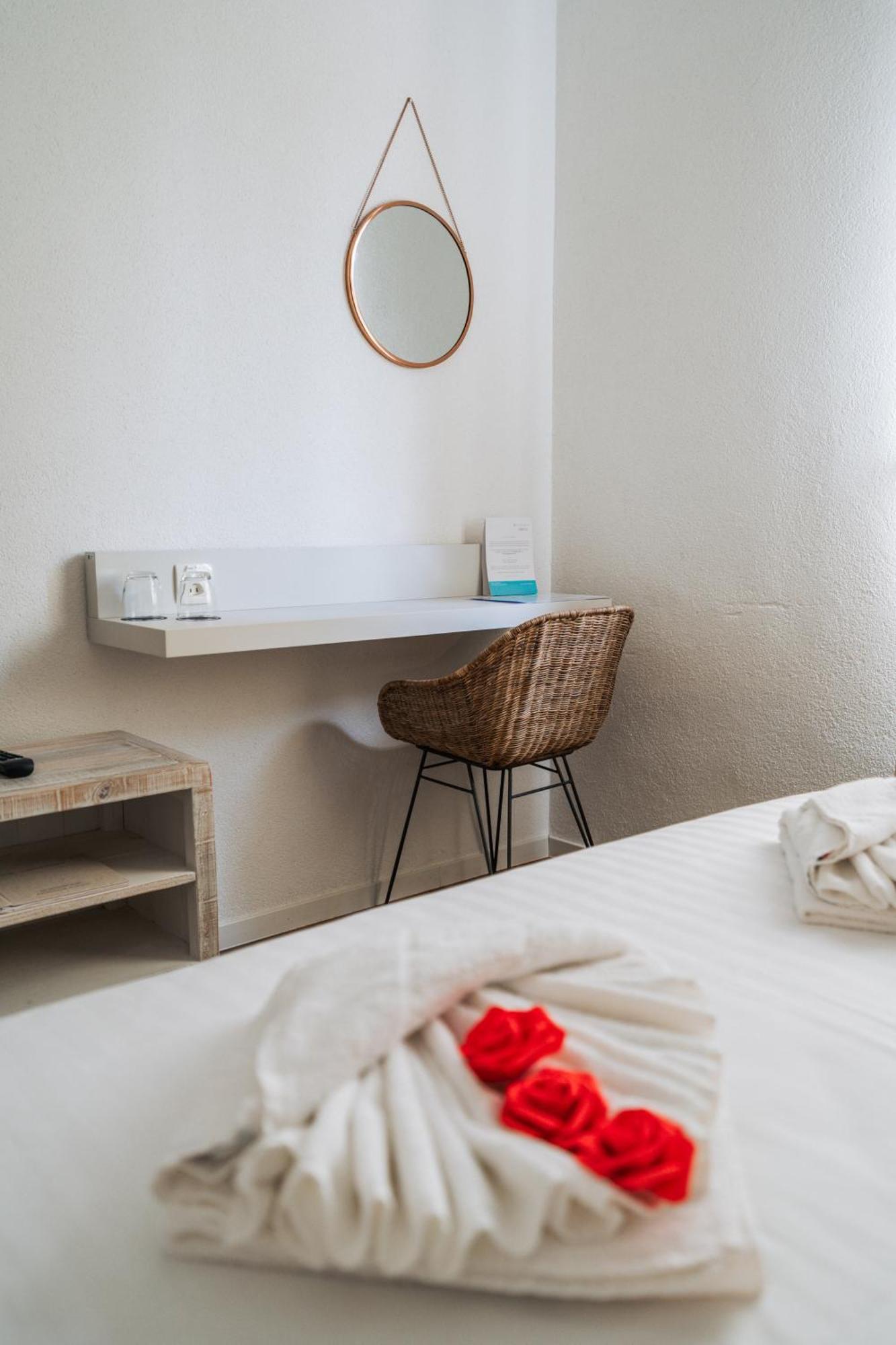 Rezidenca Ortus Hotel Ankaran Buitenkant foto