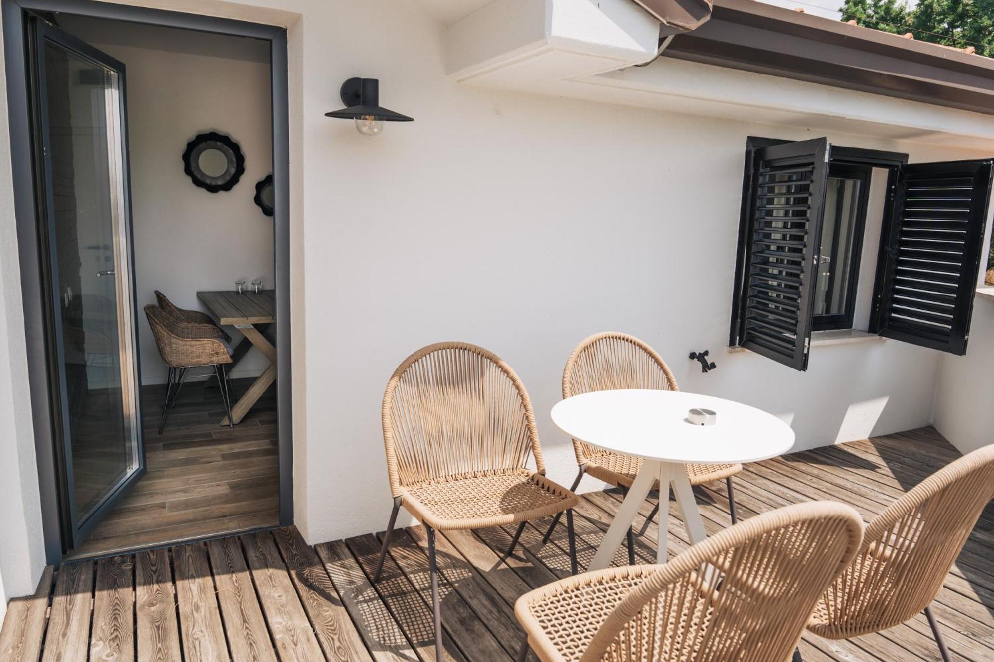 Rezidenca Ortus Hotel Ankaran Buitenkant foto