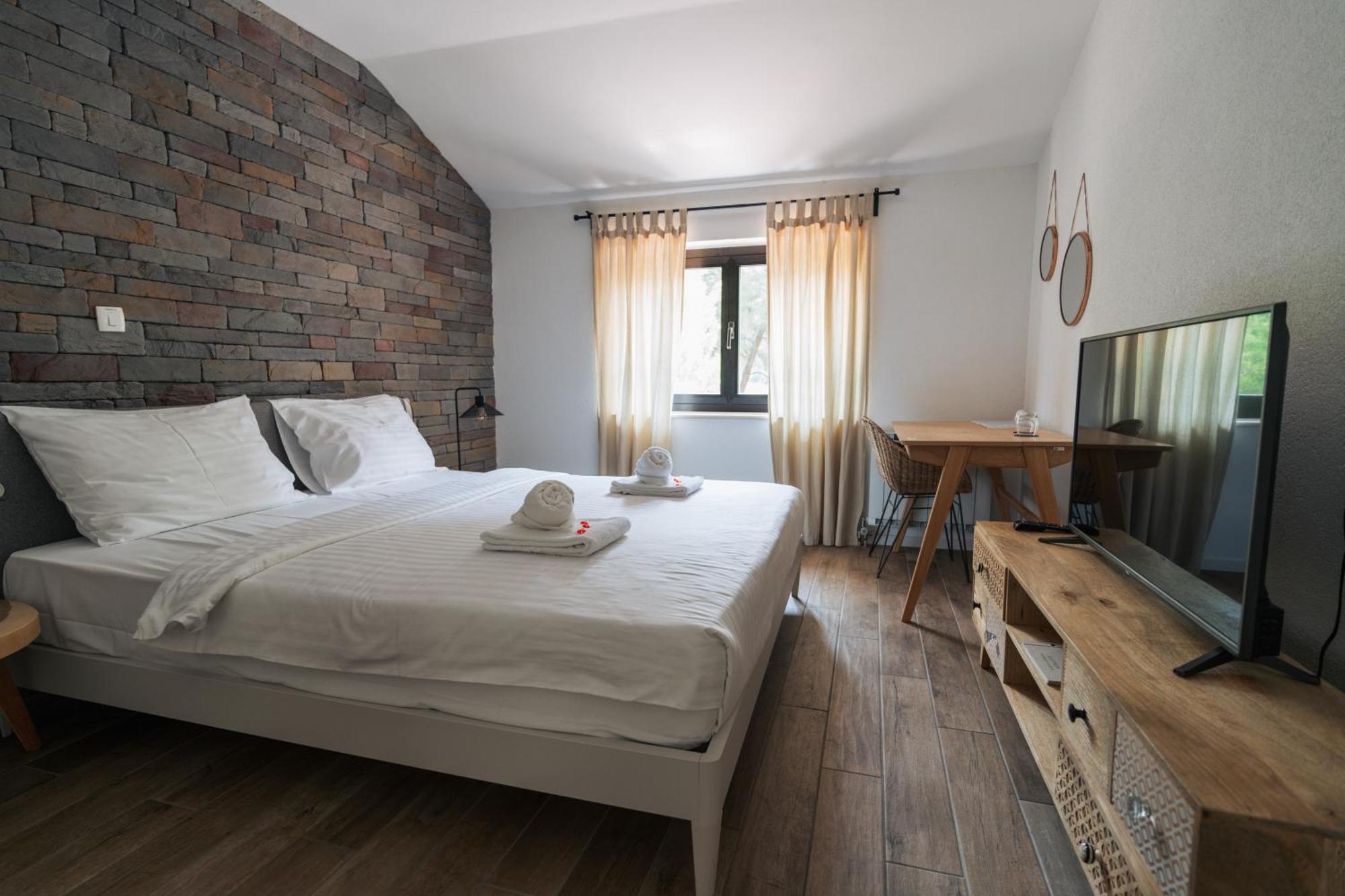 Rezidenca Ortus Hotel Ankaran Buitenkant foto